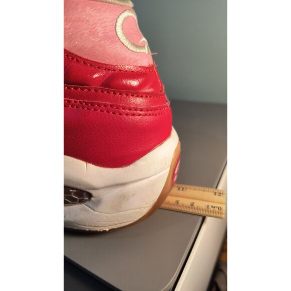 913.  Reebok Girls Sneakers Sized 7 1/2 Basketball shoes - Picture 7 of 8